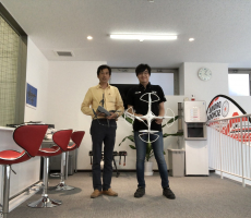 先週末にビジネスコースを修了なさいました。