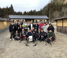 DSJ滋賀草津校の卒業生様専用グループLINEというのがあります。卒業生様　ご希望がございましたらご招待させて頂きます。