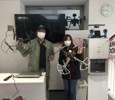 昨日フライトコースを修了なさいました。