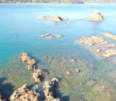 本校卒業生様の空撮画像　和歌山串本＆那智勝浦！！！海って青いですね。