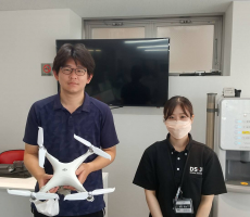 先日、国家資格二等無人航空機操縦士コースご卒業頂きました。