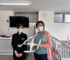 先日、国家資格二等無人航空機操縦士コースご卒業頂きました。