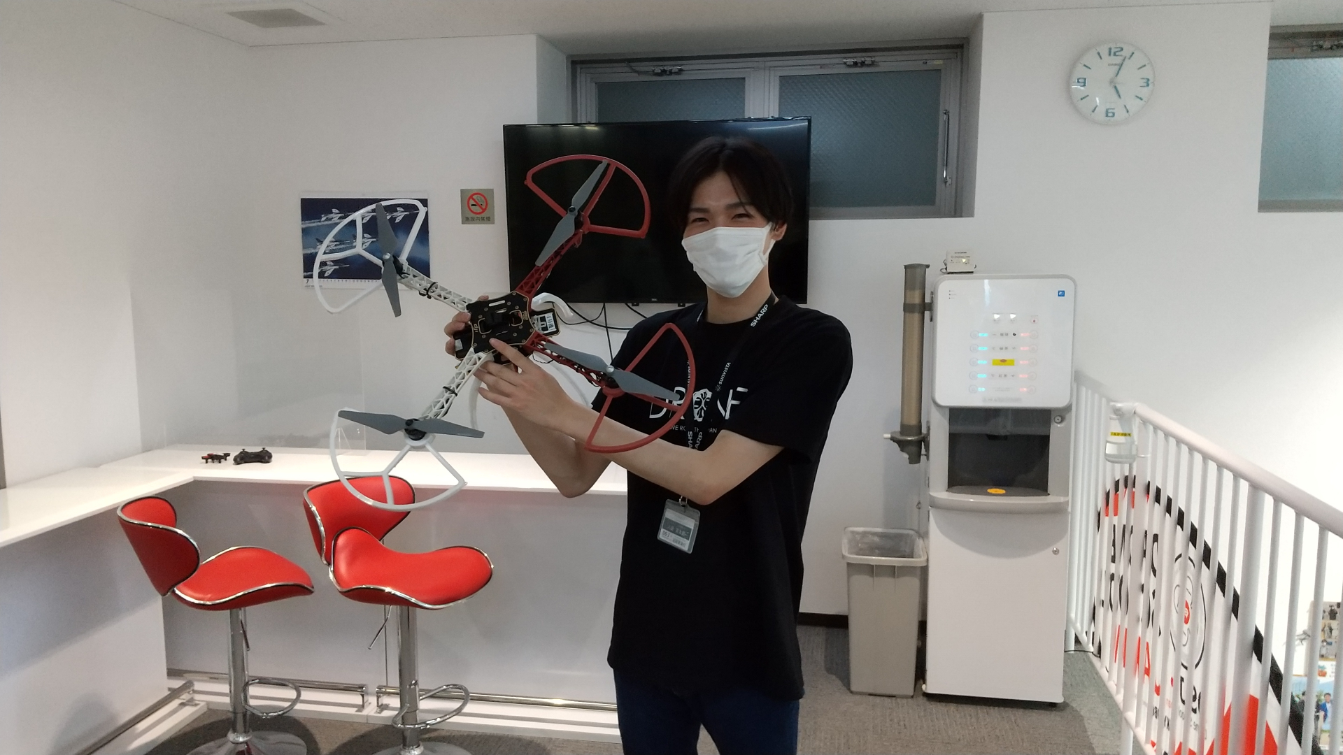 新人インストラクターの八田君です。よろしくお願いいたします。