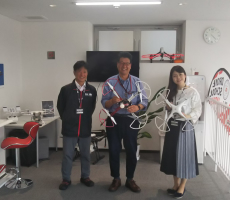 昨日もお二人の方がフライトコースを修了頂きました。