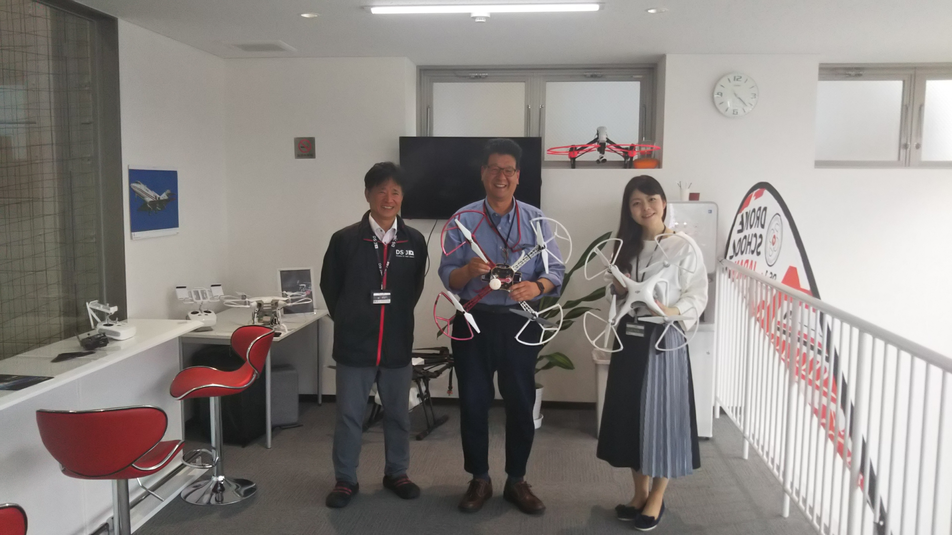 昨日もお二人の方がフライトコースを修了頂きました。