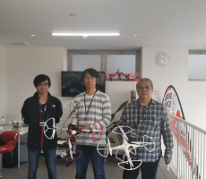 ゴールデンウィークの最中にビジネスコースを修了なさったお二人です。