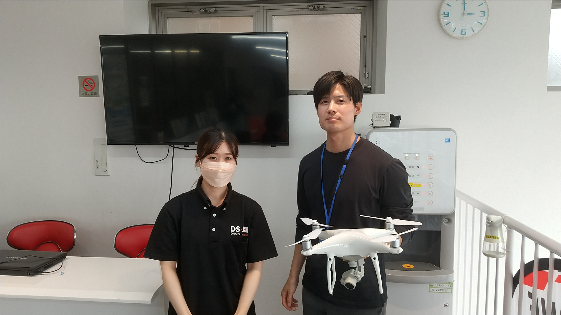 本日、国家資格二等無人航空機操縦士コースご卒業頂きました。