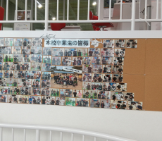 開校以来の、本校卒業生様の記念写真です。ありがとうございます。