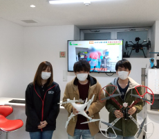 昨日フライトコースを修了なさいました。