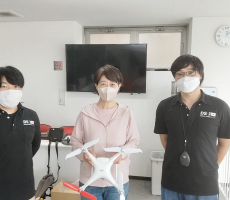 先日、国家資格二等無人航空機操縦士コースご卒業頂きました。