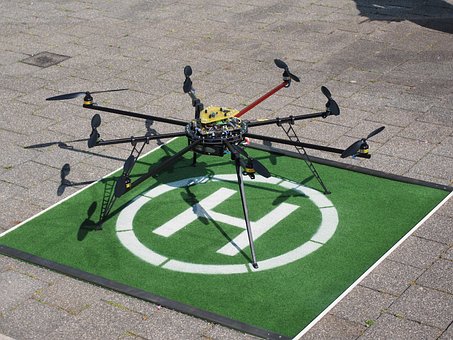 drone-592217__340